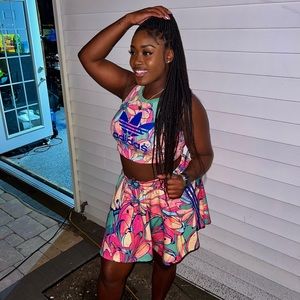 Adidas 2 piece set size Large